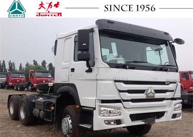 Howo Sinotruk 6x4 Tractor Truck , Tractor Head Trailer Oil Saving For Fuel Transport
